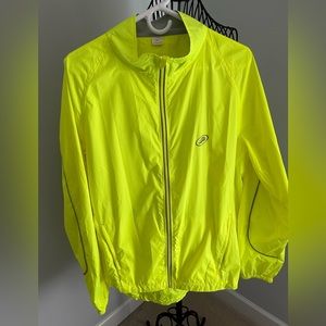 Performance biking jacket